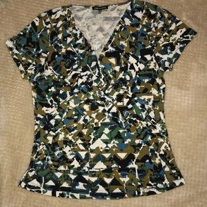 Women’s cable & gauge sz L stylish top
